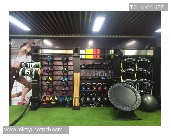 坎比亚索谈客战博德体能挑战与人造草皮适应问题 坎比亚索谈客战博德体能挑战与人造草皮适应问题