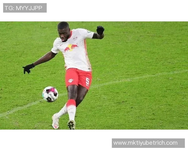 因斯建议利物浦冬窗引进拜仁于帕以增强后防稳定性